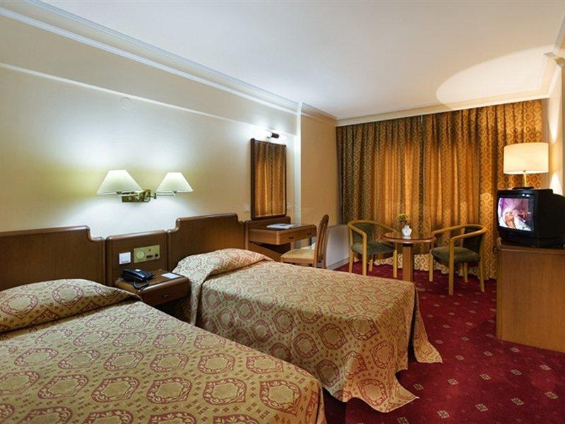 Hotel Buyuk Sahinler Стамбул Екстер'єр фото