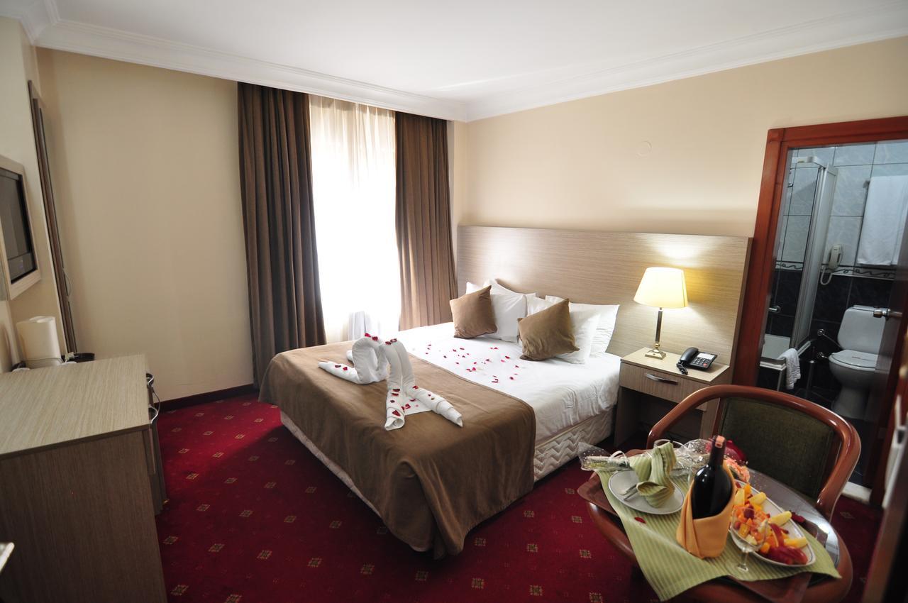 Hotel Buyuk Sahinler Стамбул Екстер'єр фото